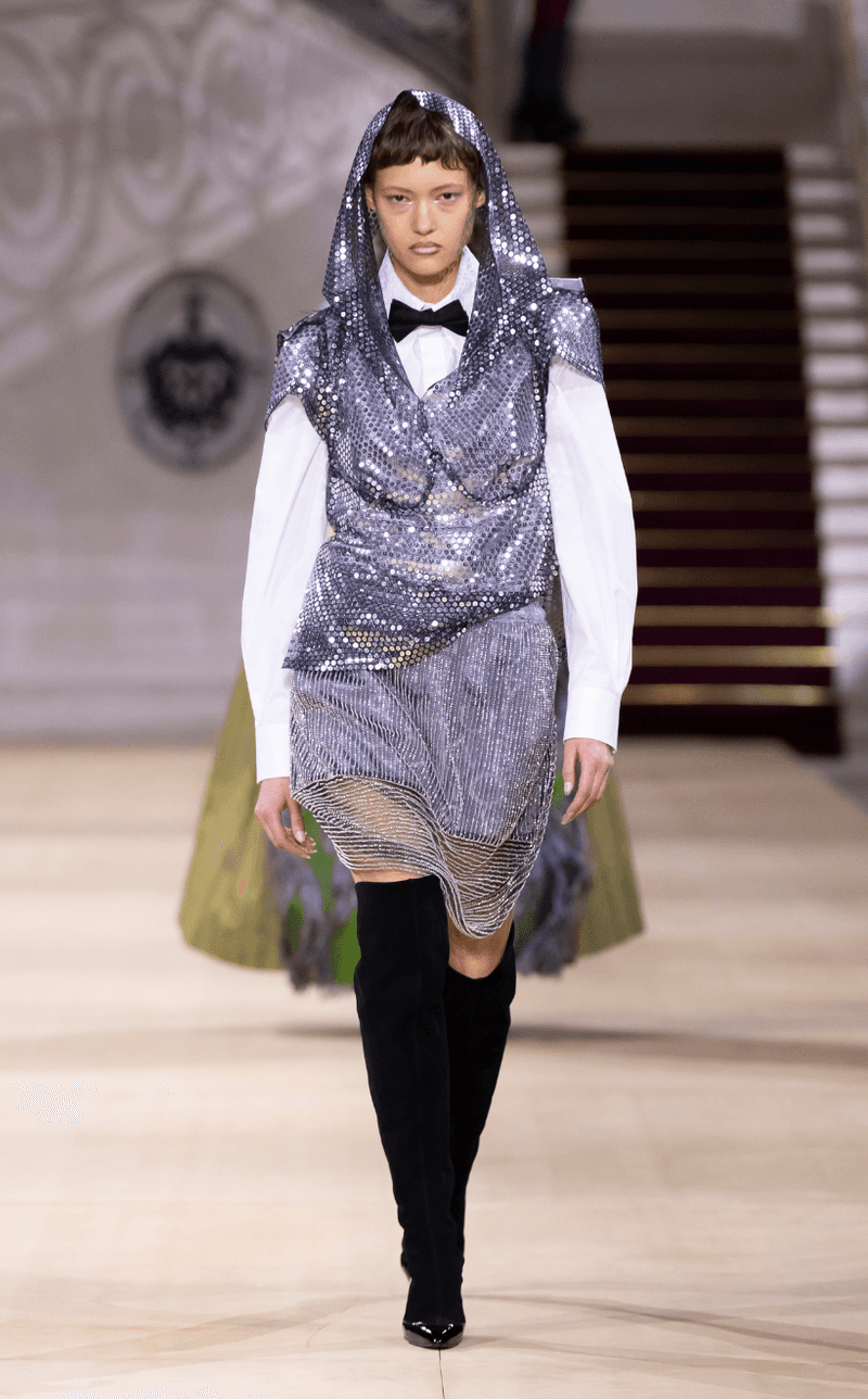 Vivienne Westwood 2025fw PFW Andreas Kronthaler