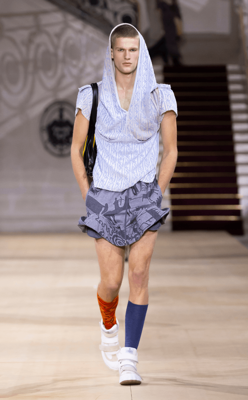 Vivienne Westwood 2025fw PFW Andreas Kronthaler