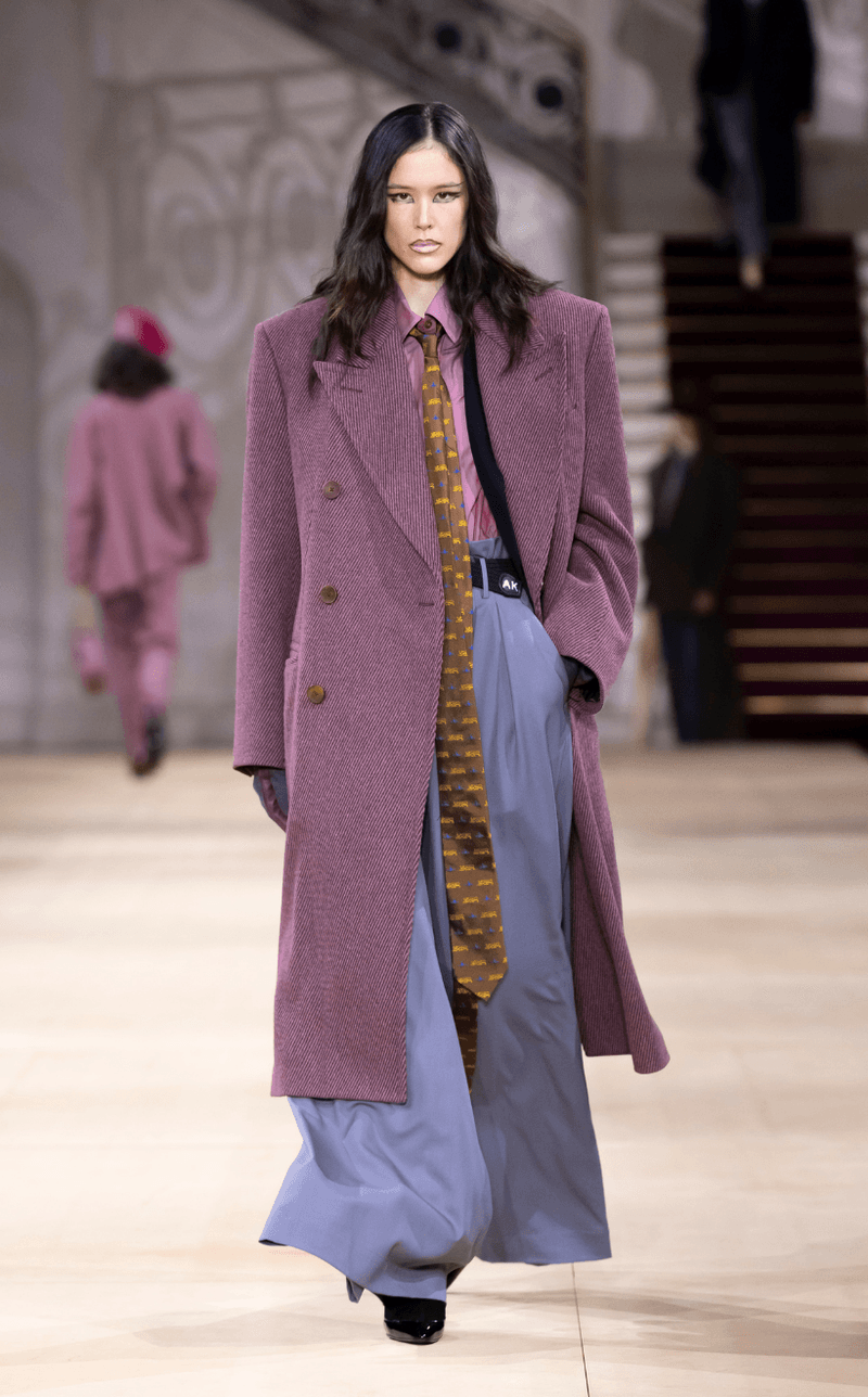 Vivienne Westwood 2025fw PFW Andreas Kronthaler