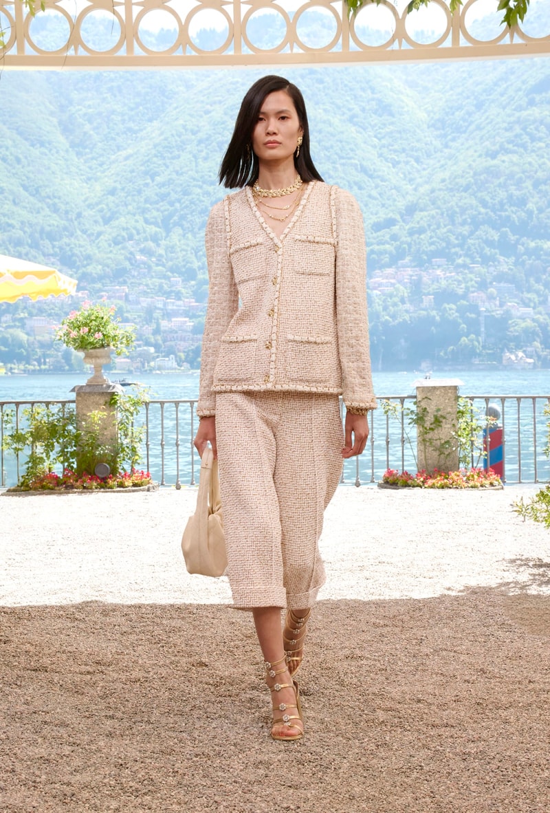 chanel 2025/26 Cruise lake como hightlight runway details looks italy story