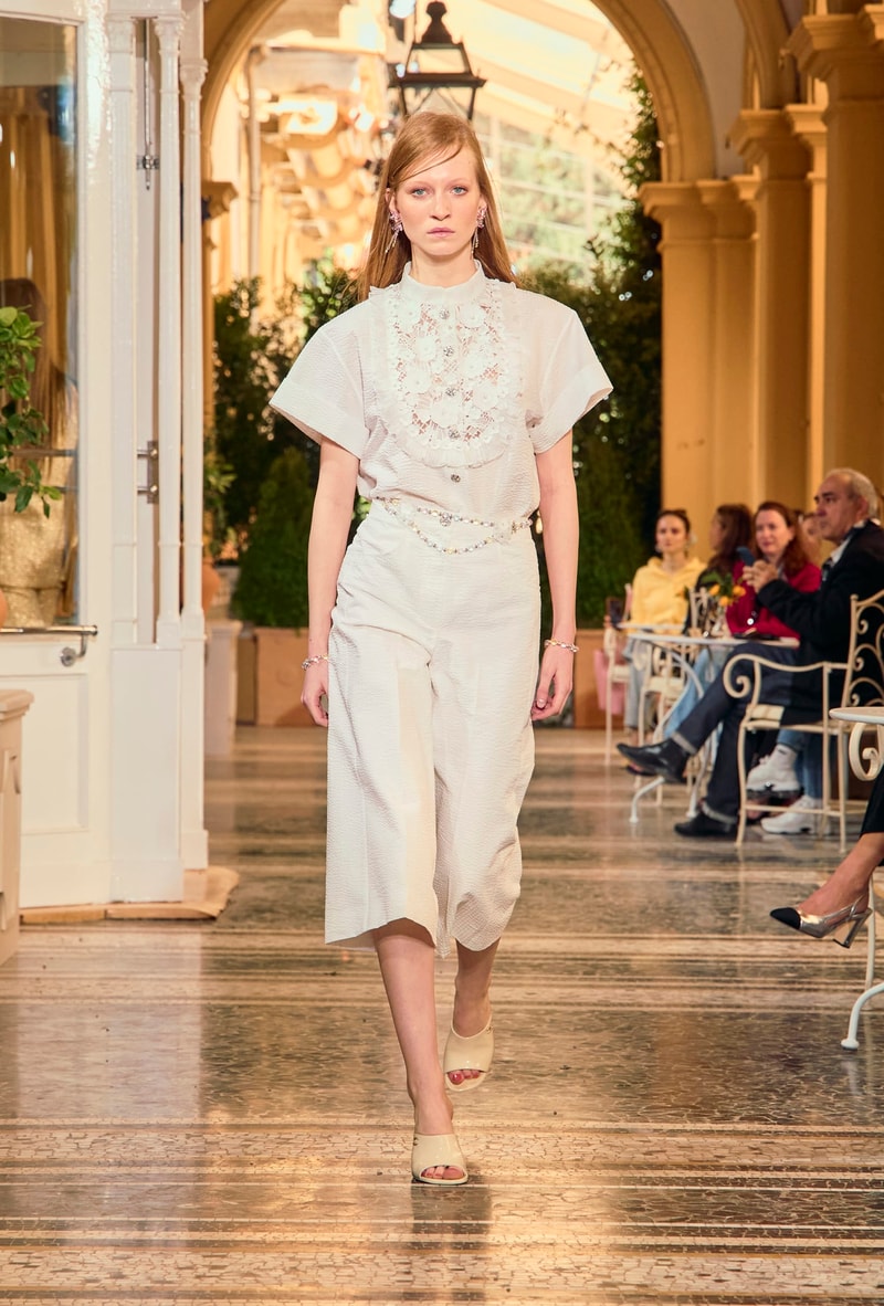 chanel 2025/26 Cruise lake como hightlight runway details looks italy story