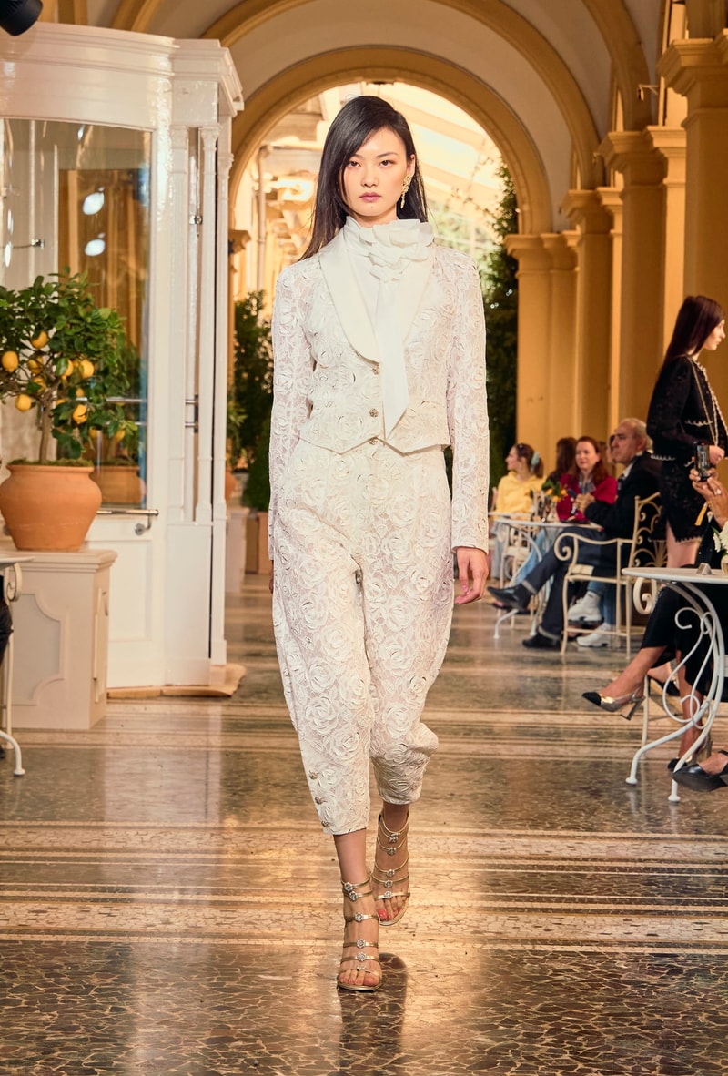 chanel 2025/26 Cruise lake como hightlight runway details looks italy story