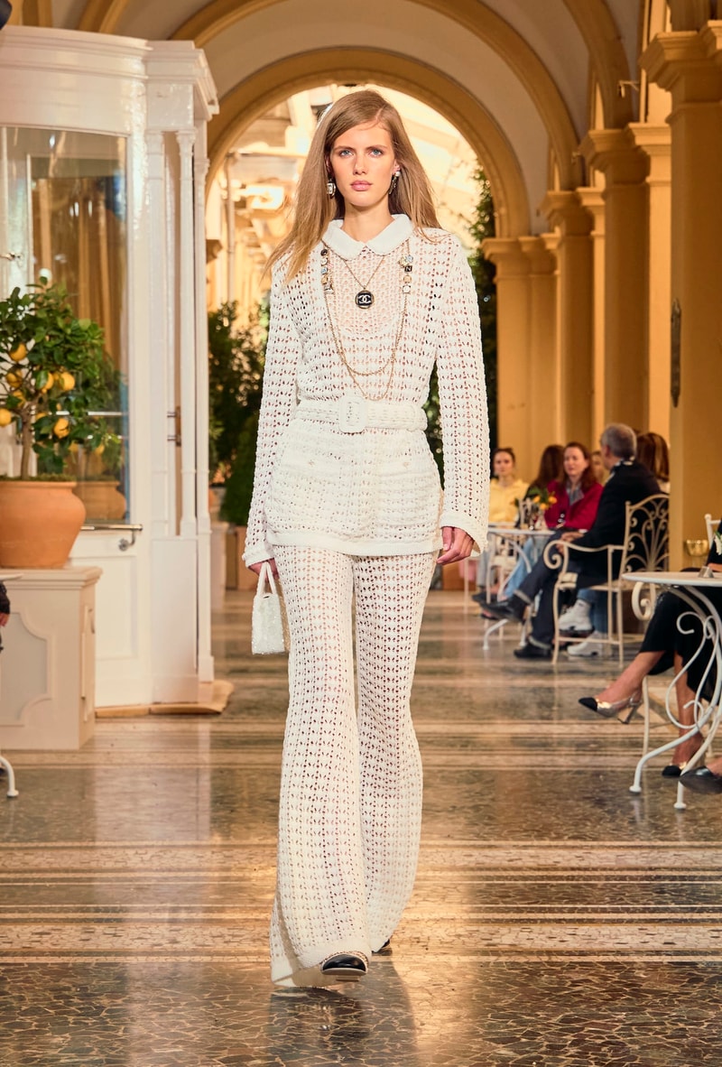 chanel 2025/26 Cruise lake como hightlight runway details looks italy story