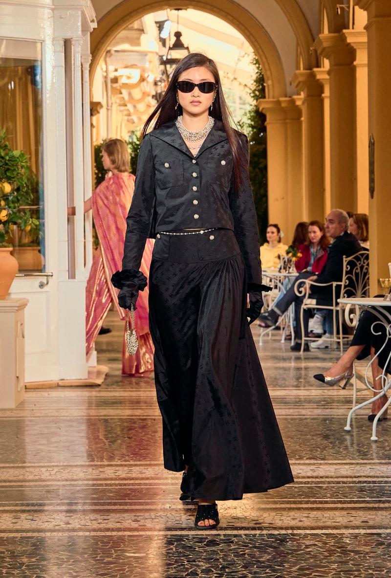 chanel 2025/26 Cruise lake como hightlight runway details looks italy story