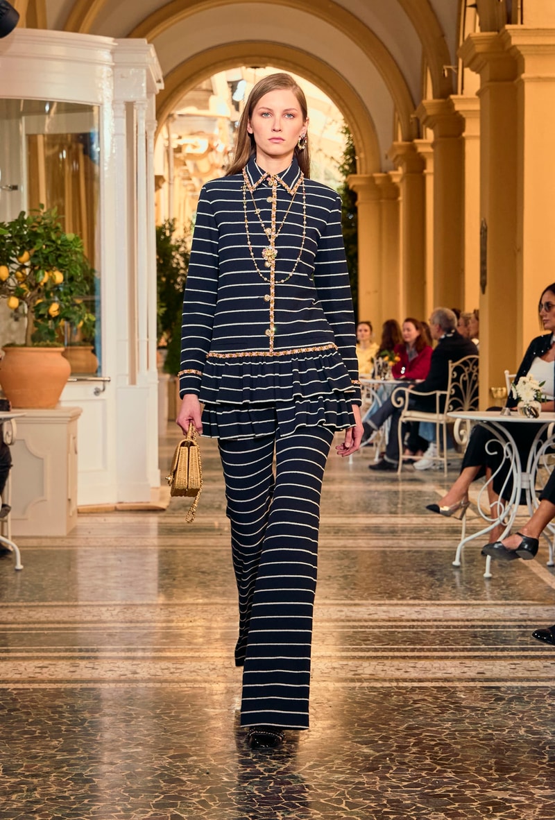 chanel 2025/26 Cruise lake como hightlight runway details looks italy story