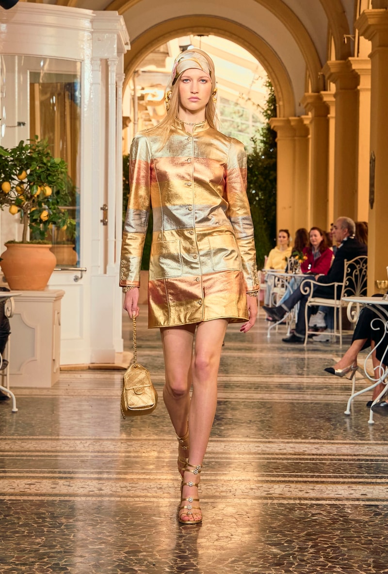 chanel 2025/26 Cruise lake como hightlight runway details looks italy story