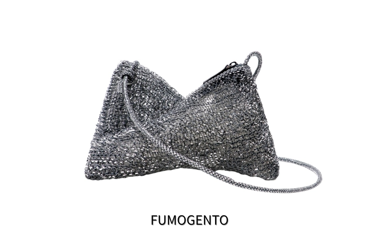 LE SSERAFIM 隊長 Kim Chaewon 也背了 ANTEPRIMA 的 Wirebag！