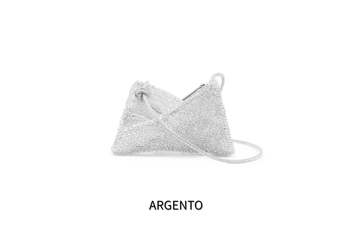 LE SSERAFIM 隊長 Kim Chaewon 也背了 ANTEPRIMA 的 Wirebag！