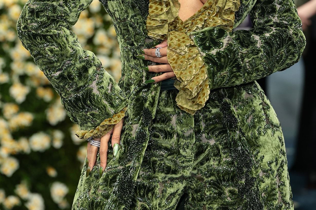 met gala nails artist jennie lisa sabrina tyla details inspiration