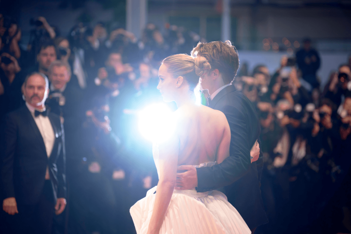 Festival de Cannes 2025 Jennifer Lawrence Robert Pattinson Die My Love Red Carpet