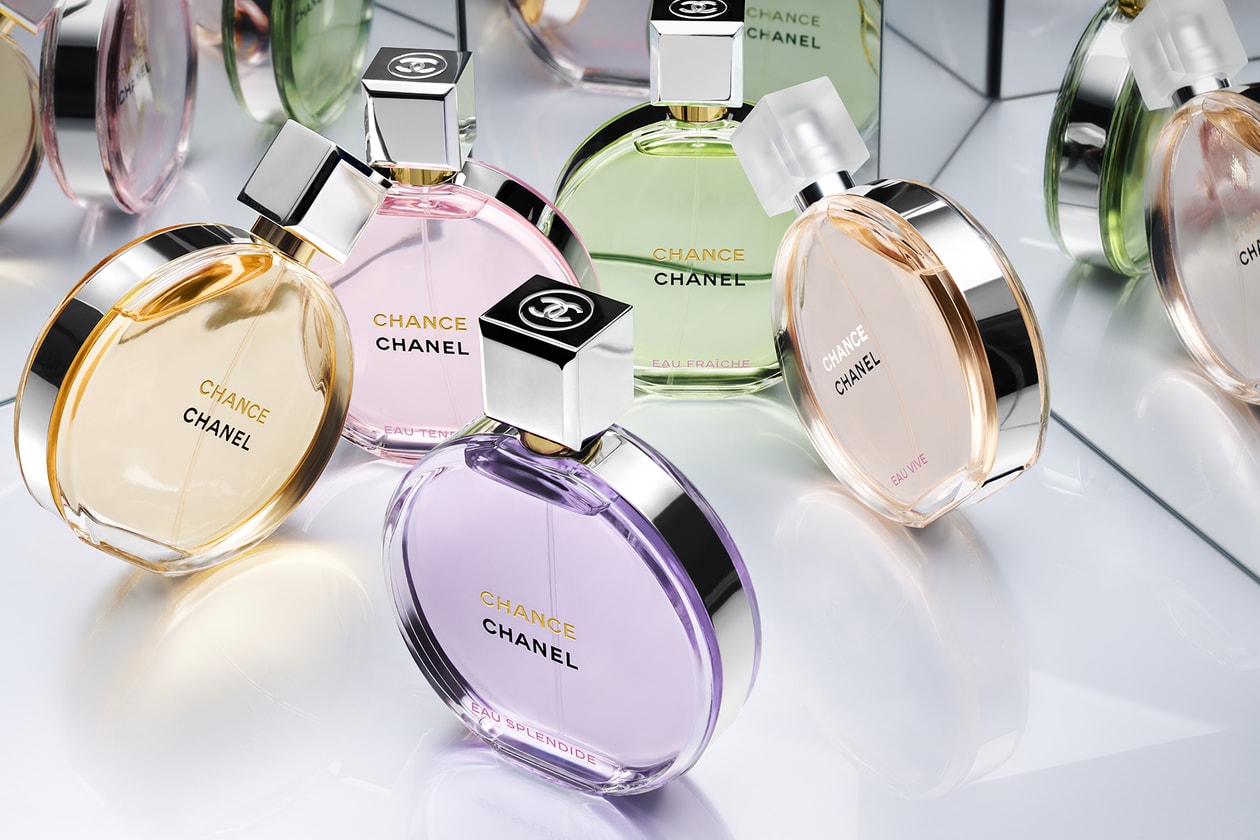 全新 CHANEL EAU SPLENDIDE 既是幸運的香氣，也是女生勇敢出發的理由！