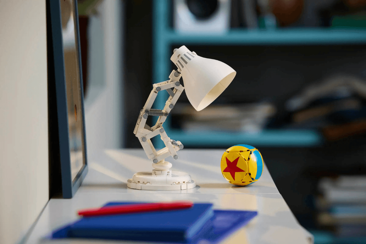 LEGO Ideas 21357 Disney Pixar Luxo Jr