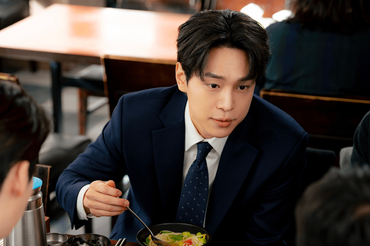 Disney plus Law and The City K-drama Lee Jong Suk Mun Ka Young