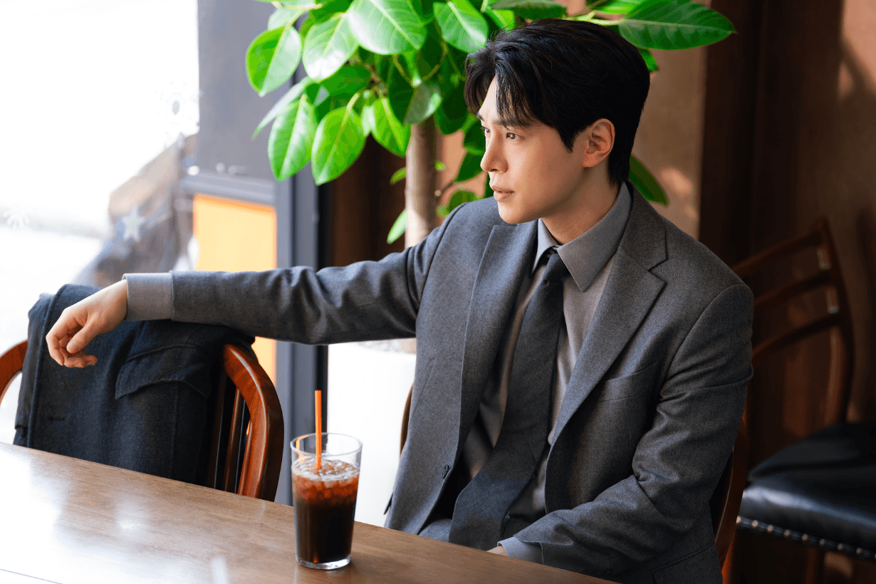 Disney plus Law and The City K-drama Lee Jong Suk Mun Ka Young