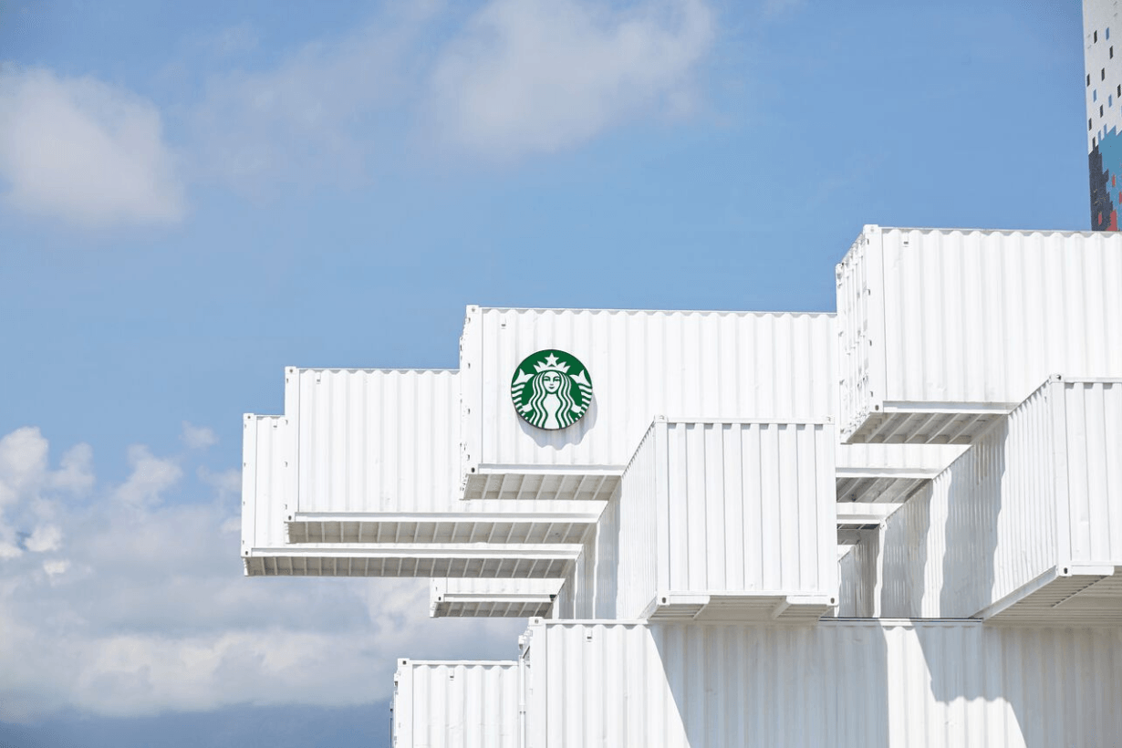 Starbucks Hualien new open fairy tale store