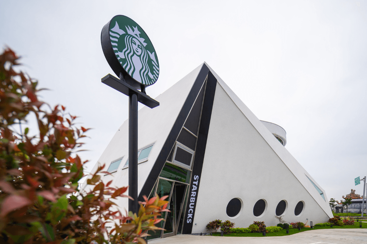 Starbucks Hualien new open fairy tale store