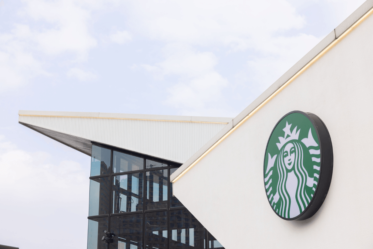 Starbucks Hualien new open fairy tale store