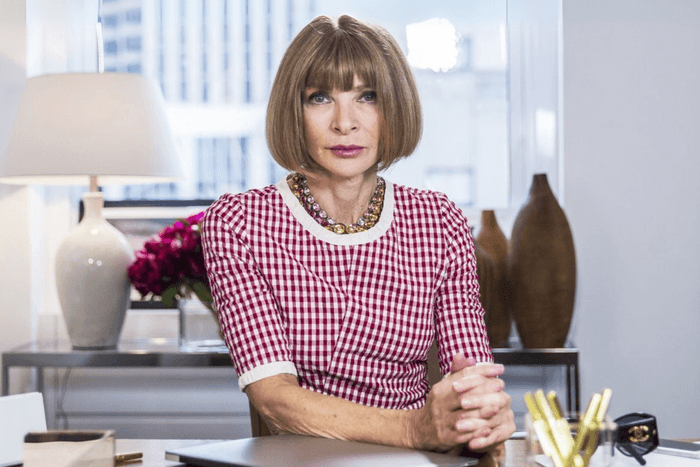 時尚界震撼彈:《VOGUE》總編 Anna Wintour 宣布辭職!接下這頂時尚王冠的會是誰?