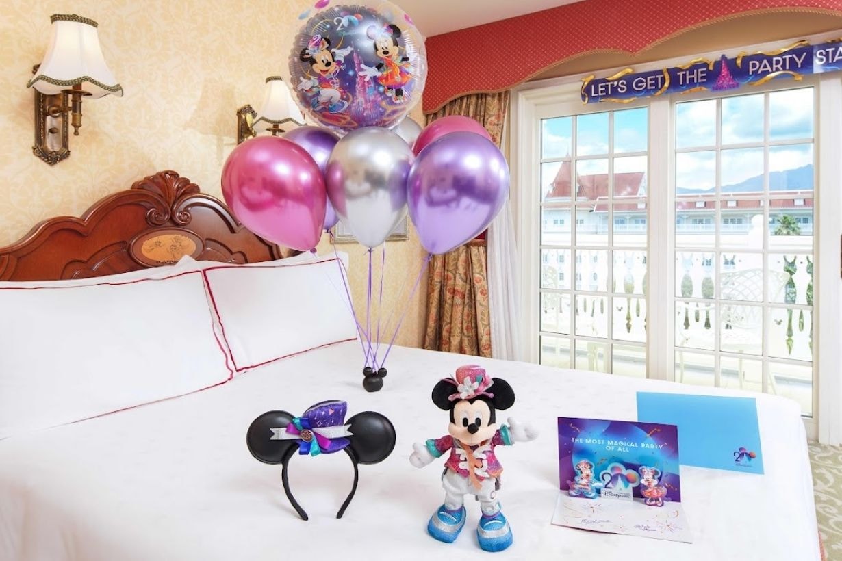 hongkong-disneyland-20th-anniversary-events-highlights