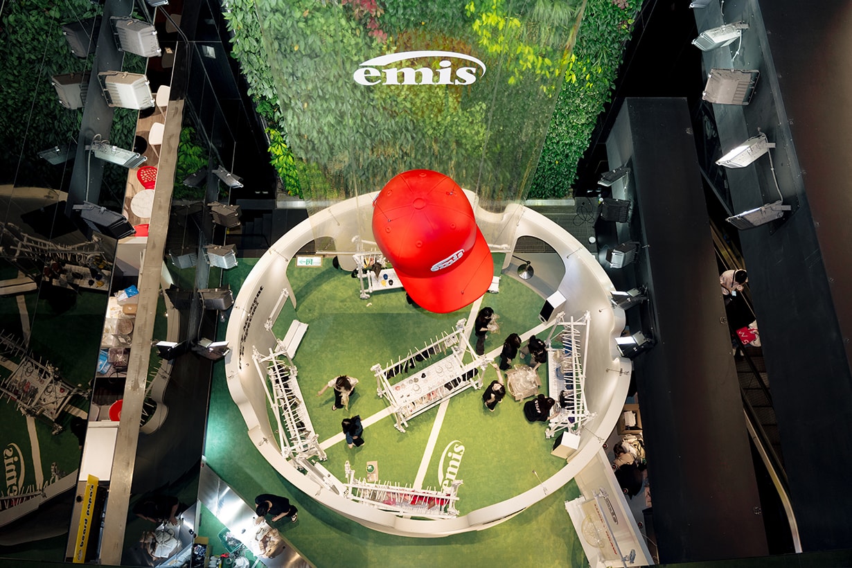 emis taichung store open korean brand cap handbag where