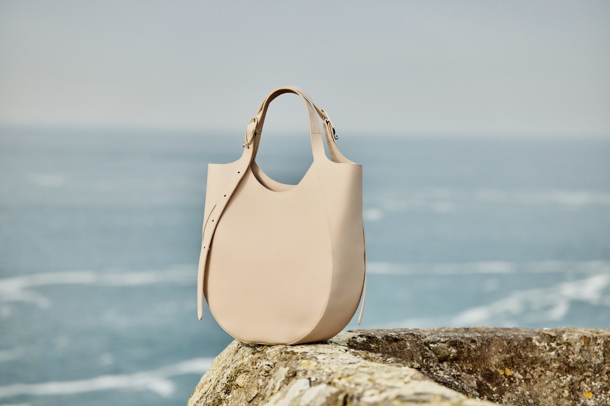 Longchamp 重塑簡約耐看 Le Foulonné 系列，高質感女生必收！