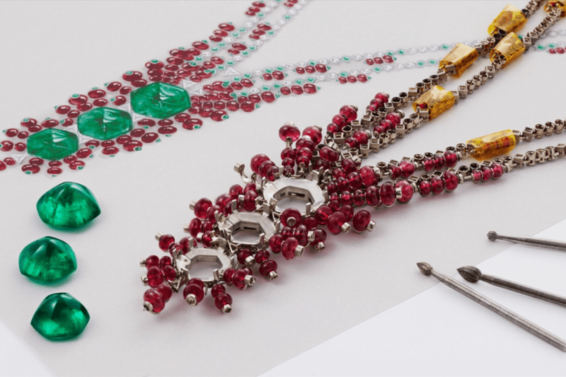 卡地亞《自然藝境》珠寶展登場：台灣三大美景化身靈感，260 件頂級珍品書寫自然詩篇！