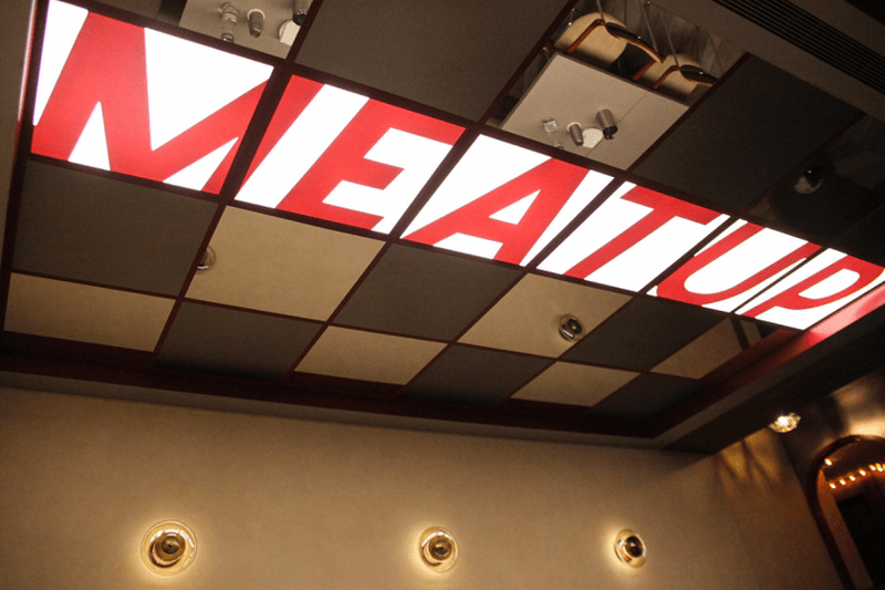 好拍又好吃：人氣餐飲 Meet Up 覓晌插旗台北中山，限定「浮誇系芒果甜點」不能錯過！