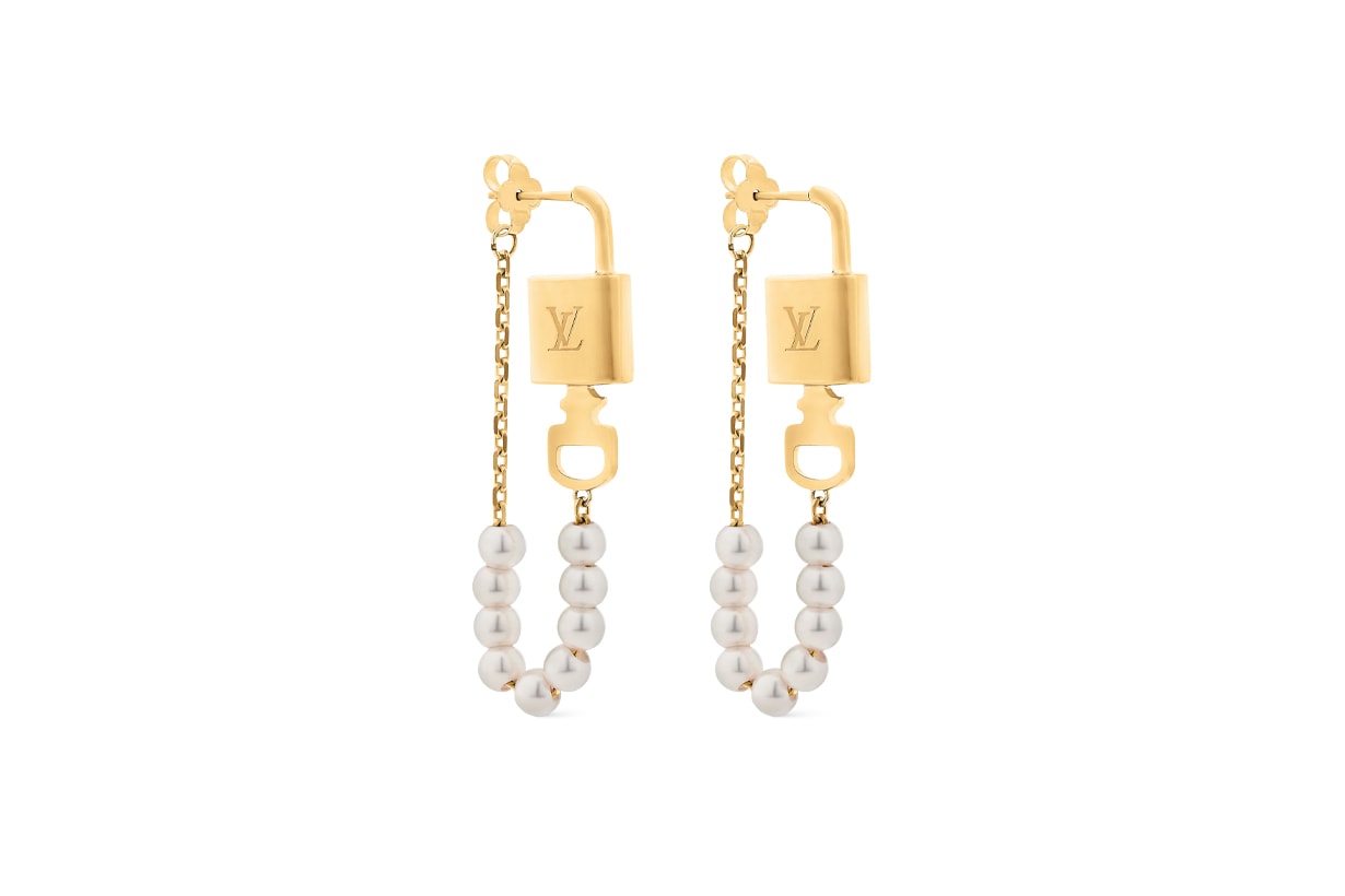 珍珠耳環 2025: 5 款百搭又易襯款式推薦,沒想像中難駕馭