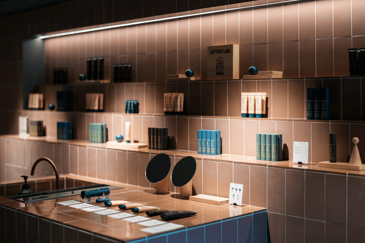 ANOTHER LAND flagship store in Songyan new open