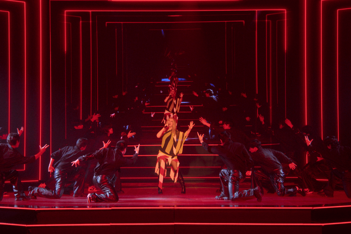 Apple TV KPOPPED K-pop music show PSY ITZY Lionel Richie Spice Girls