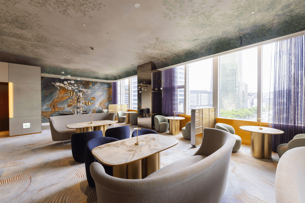Dream Plaza starbucks Sirens Lounge open