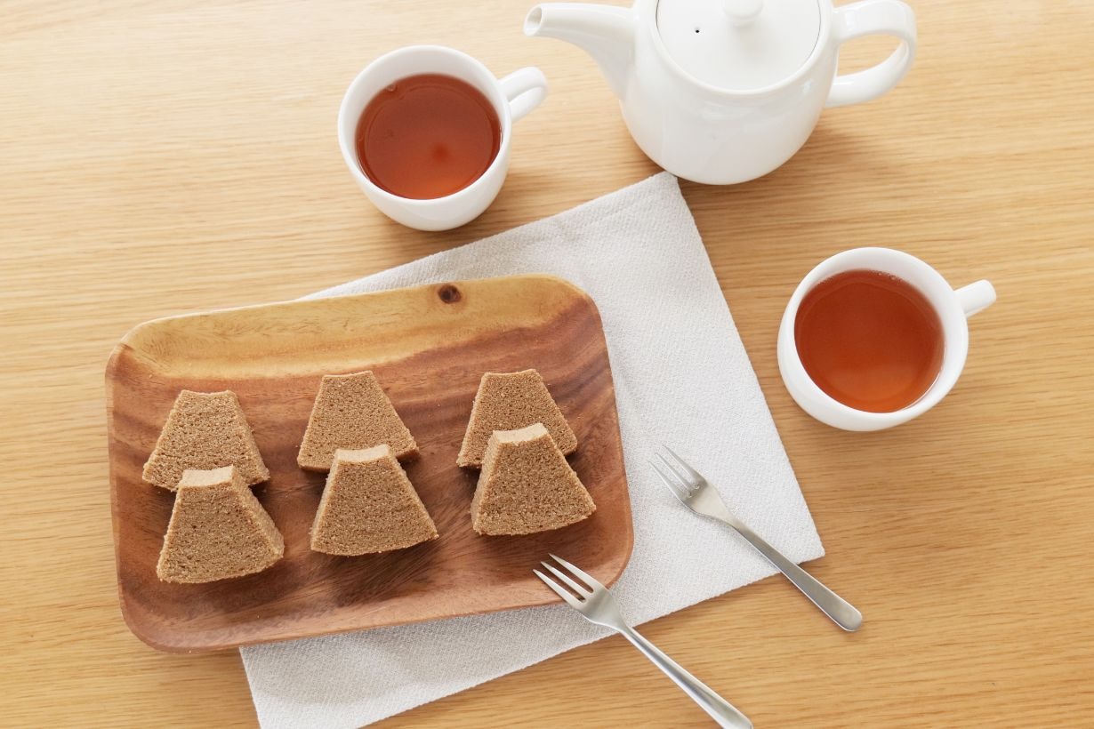 MUJI 2025 aw Hot Pot Soup Snacks Instant Drinks Baumkuchen