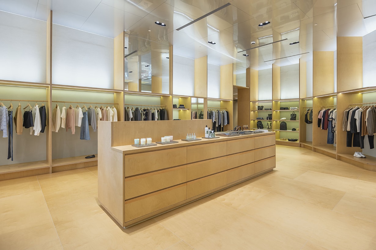 A.P.C. dream plaza store pets toutou taipei xinyi