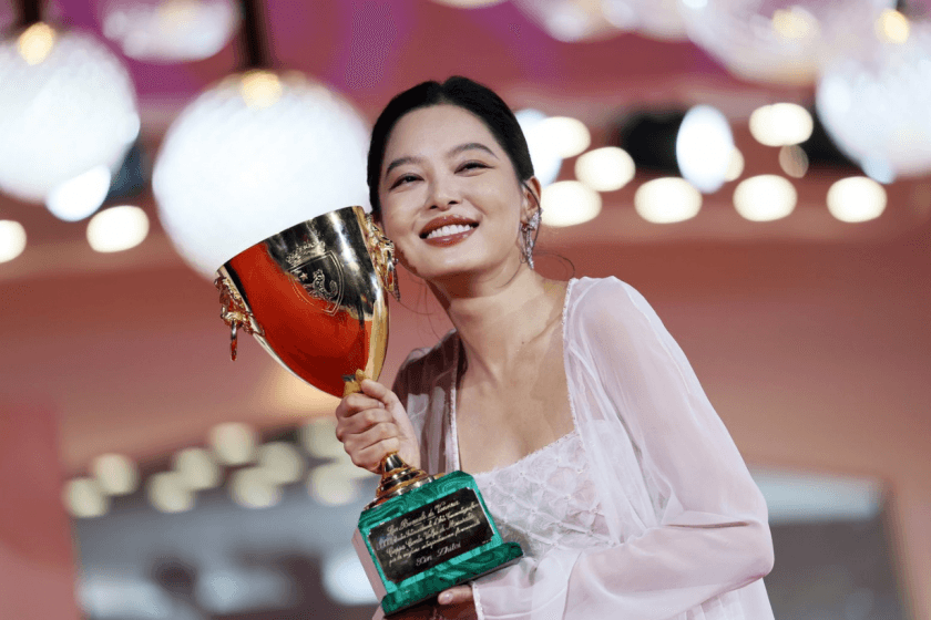 辛芷蕾奪威尼斯影后!曾被封「王家衛最醜女主角」的她,證明夢想從不會背叛努力的人