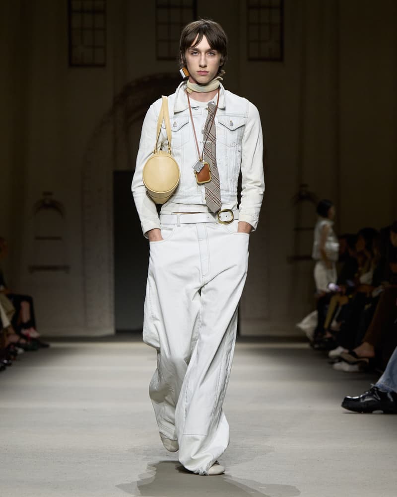 coach 2026 spring runway hightlight bag detail kisslock