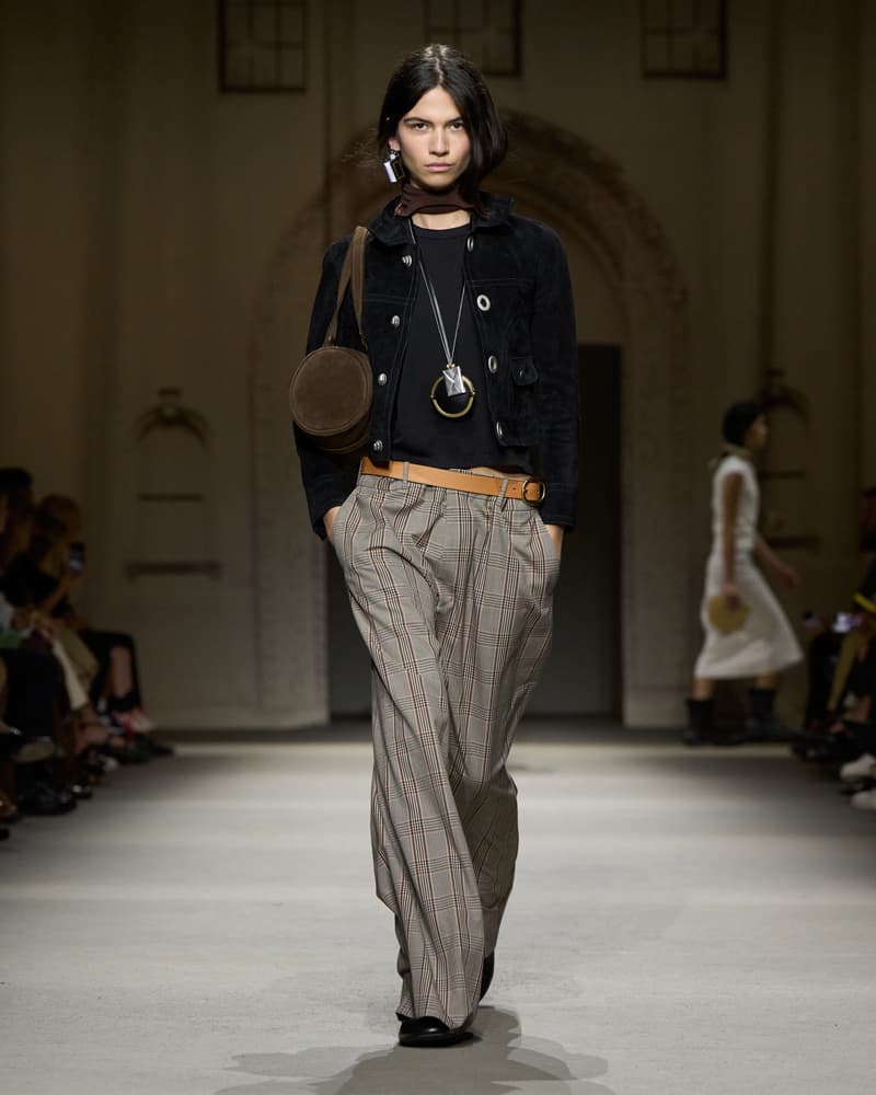 coach 2026 spring runway hightlight bag detail kisslock