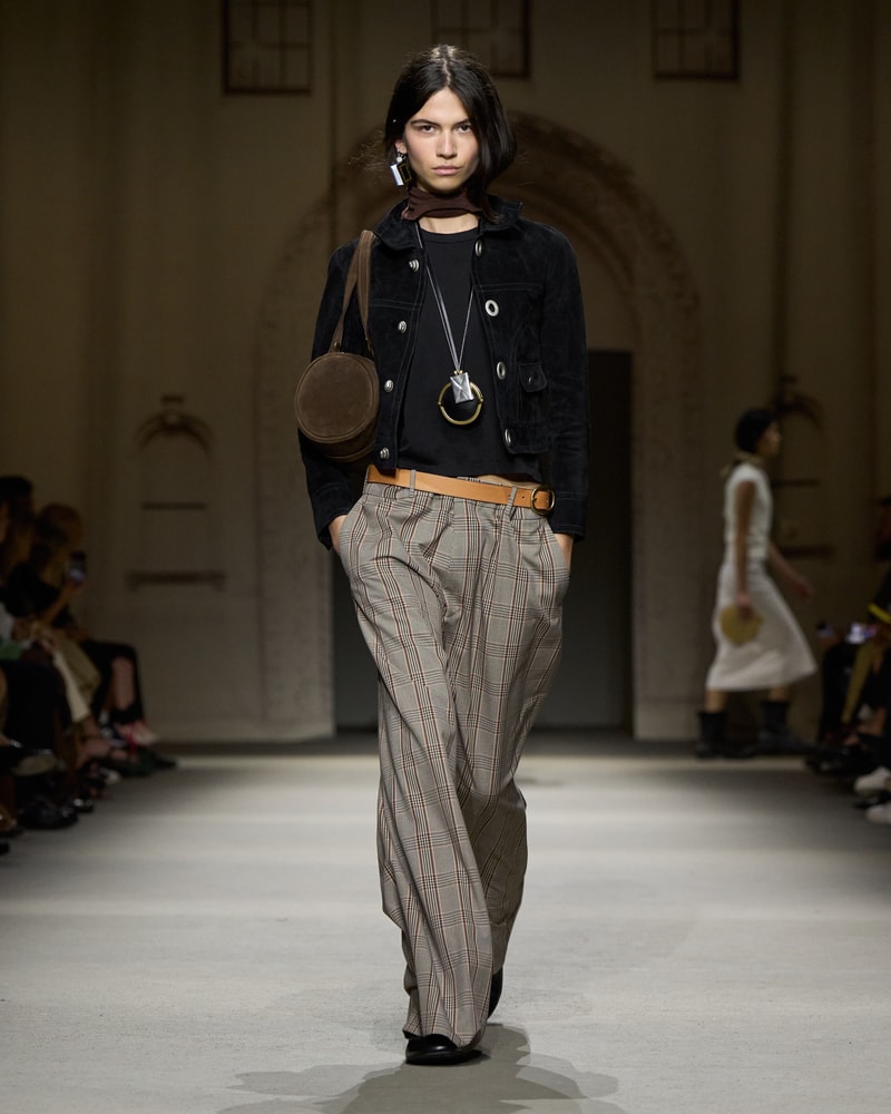 coach 2026 spring runway hightlight bag detail kisslock