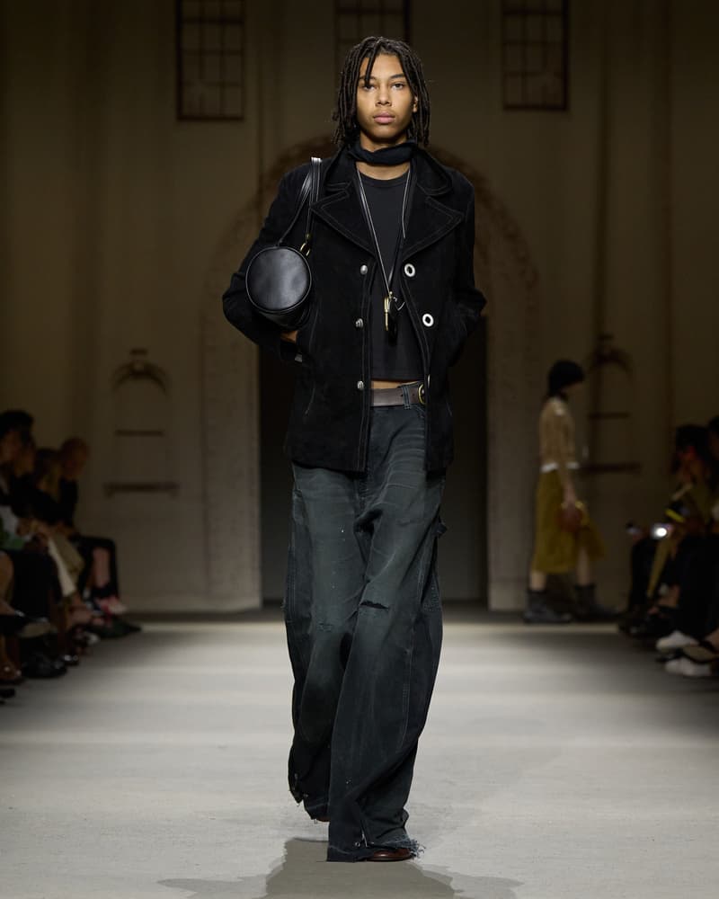 coach 2026 spring runway hightlight bag detail kisslock