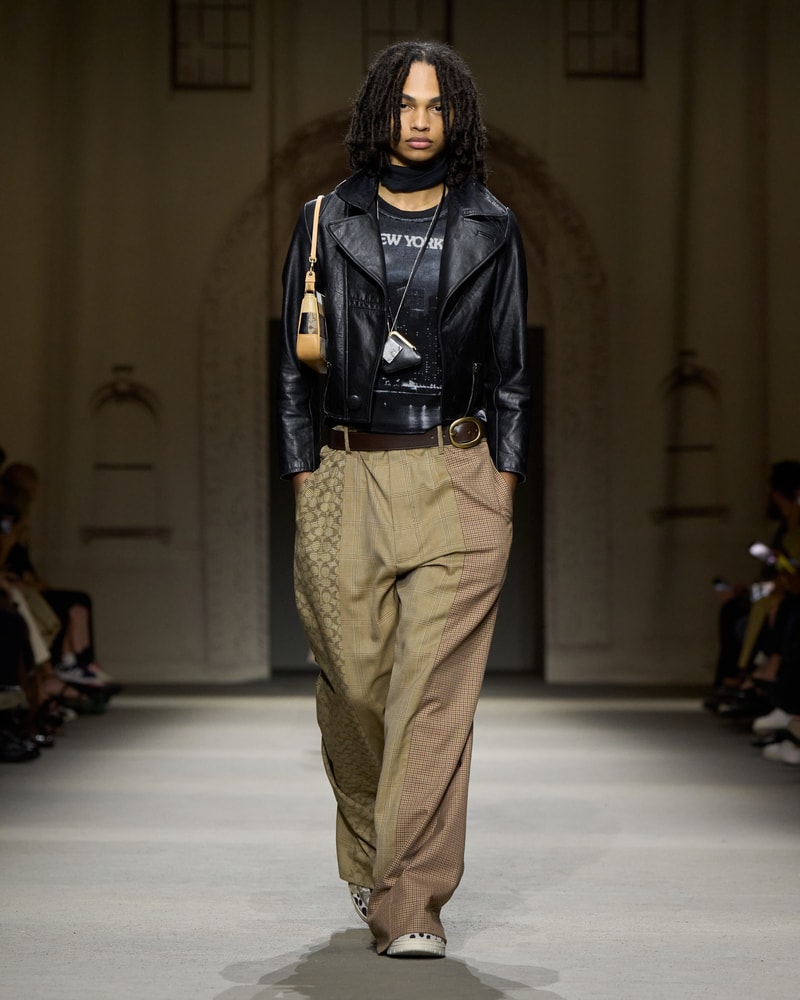 coach 2026 spring runway hightlight bag detail kisslock