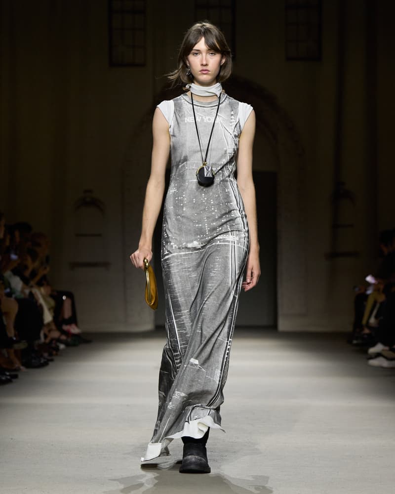 coach 2026 spring runway hightlight bag detail kisslock