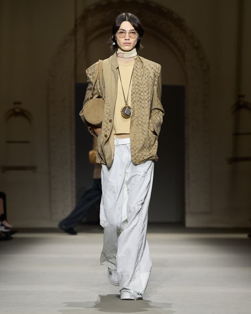 coach 2026 spring runway hightlight bag detail kisslock