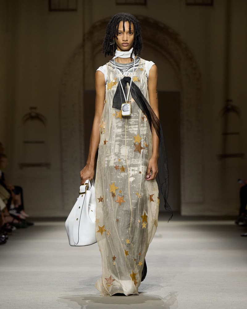 coach 2026 spring runway hightlight bag detail kisslock
