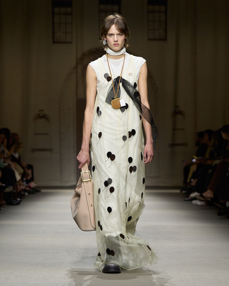 coach 2026 spring runway hightlight bag detail kisslock