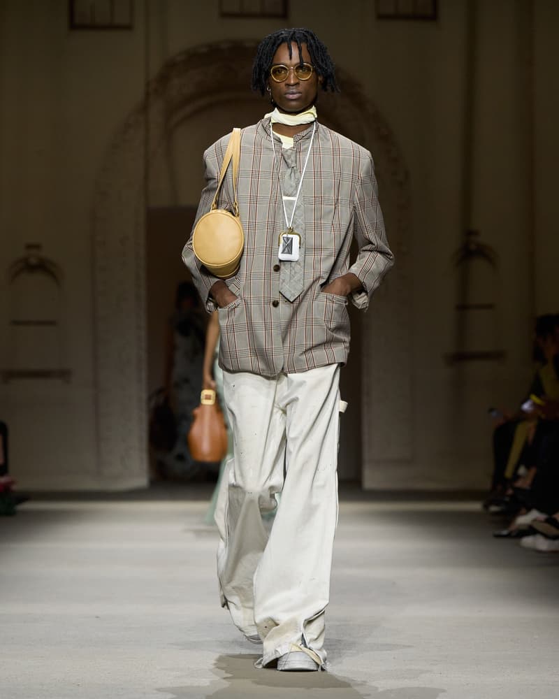 coach 2026 spring runway hightlight bag detail kisslock