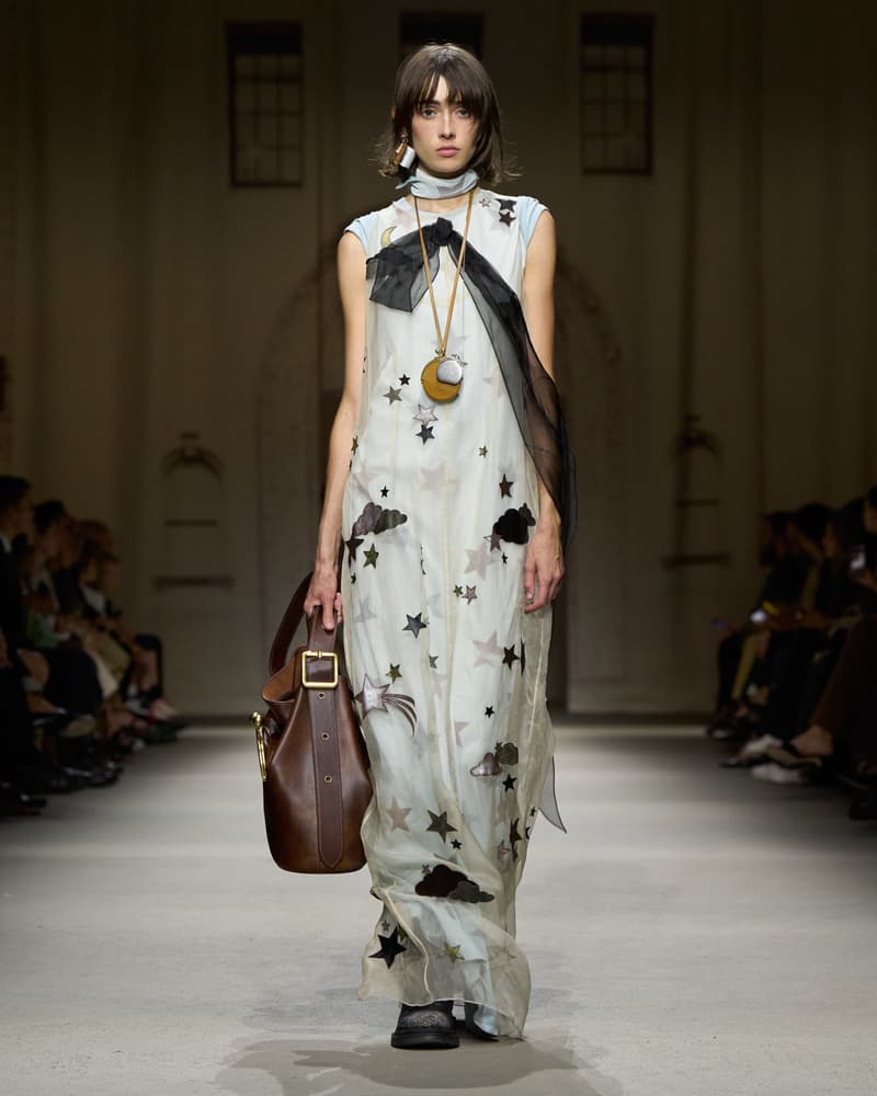 coach 2026 spring runway hightlight bag detail kisslock