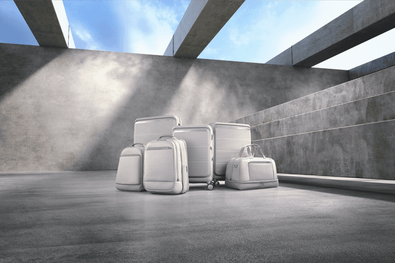 Samsonite Paralux release white suitcase