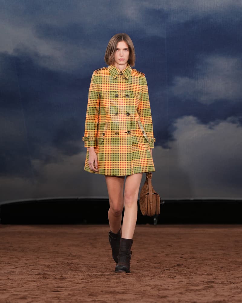 Burberry 2026 夏季系列：讓你知道英倫詩人也懂搖滾音樂！