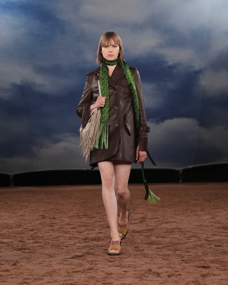 Burberry 2026 夏季系列：讓你知道英倫詩人也懂搖滾音樂！
