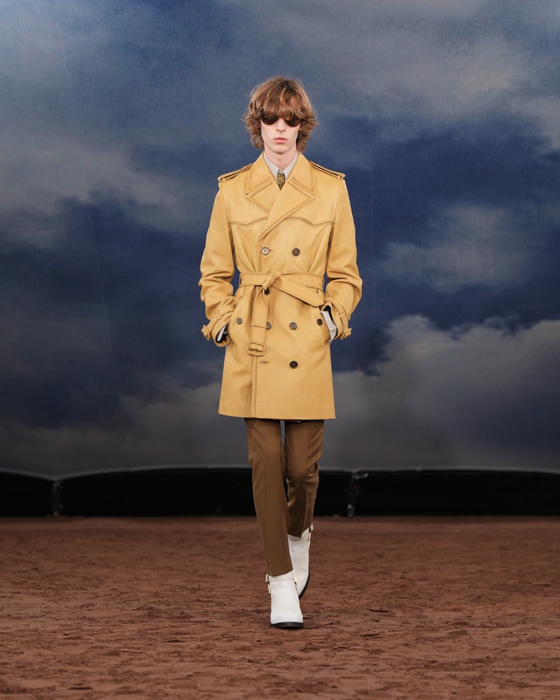 Burberry 2026 夏季系列：讓你知道英倫詩人也懂搖滾音樂！