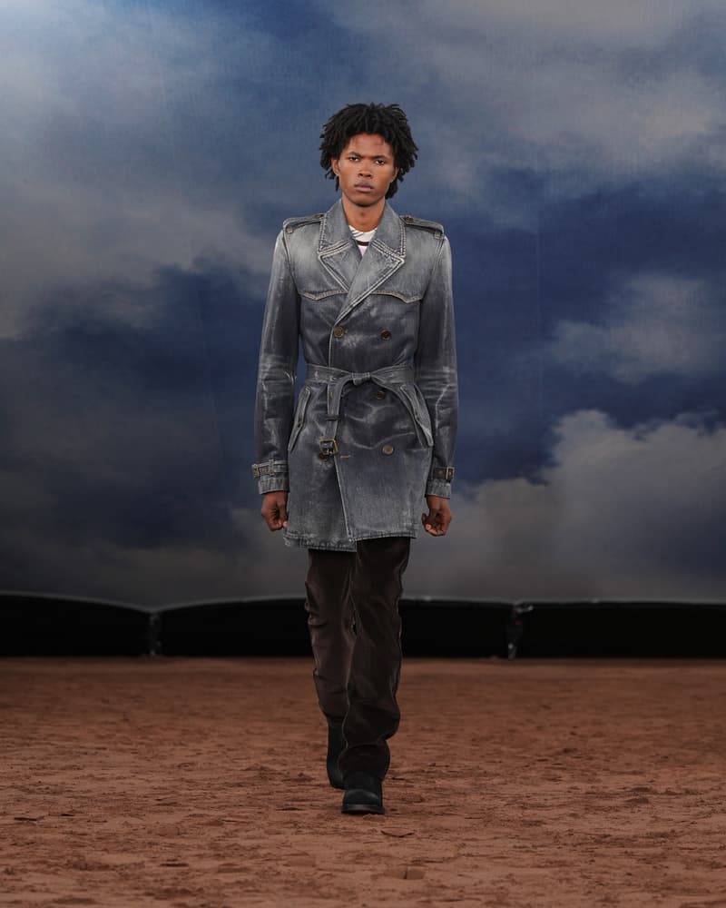Burberry 2026 夏季系列：讓你知道英倫詩人也懂搖滾音樂！